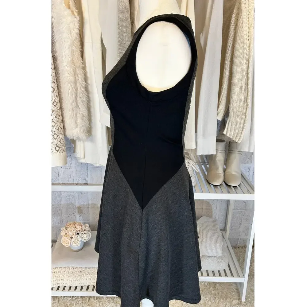 Mossimo Women's Size XS Black & Gray Colorblock Fit & Flare Skater Dress #0213 - Picture 2 of 8